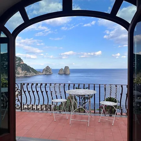 Casa Vista Faraglioni 2 *